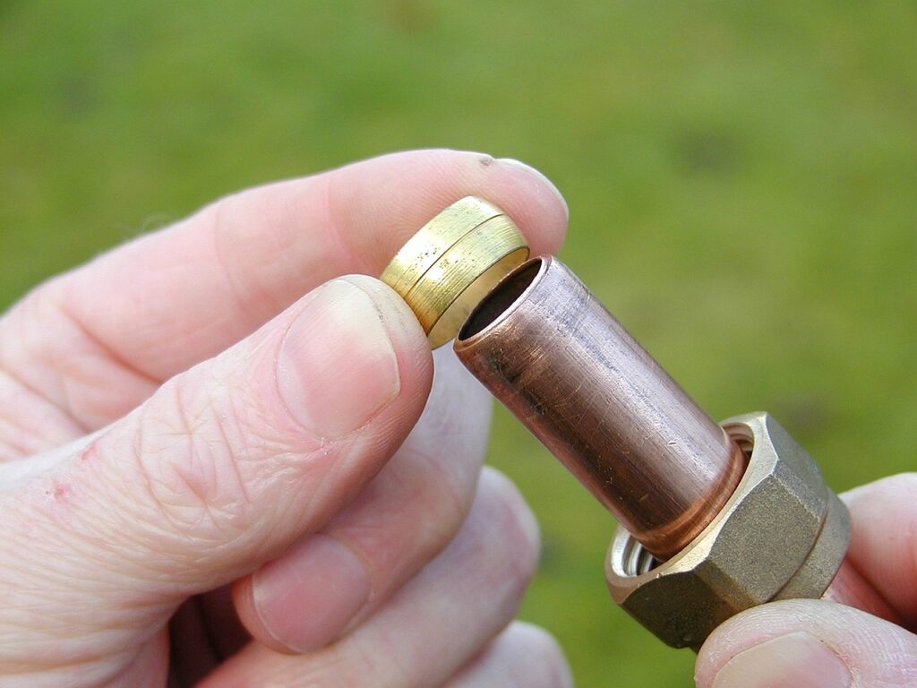 Copper plumbing pipe fittings for Singapore home renovation